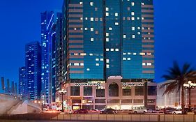 Golden Tulip Sharjah Hotel 4*